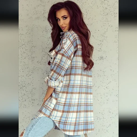 🔥New sky blue long plaid shacket - Picture 9 of 17